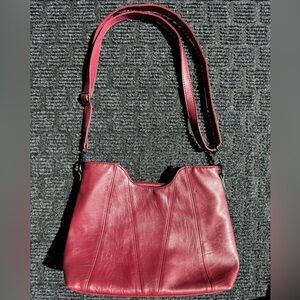 Burgundy shoulder bag